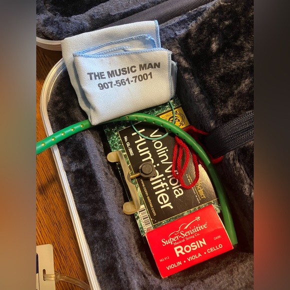 Samuel Eastman VL100 4/4 orchestra violin with hard case bow rosin etc. - Picture 13 of 15